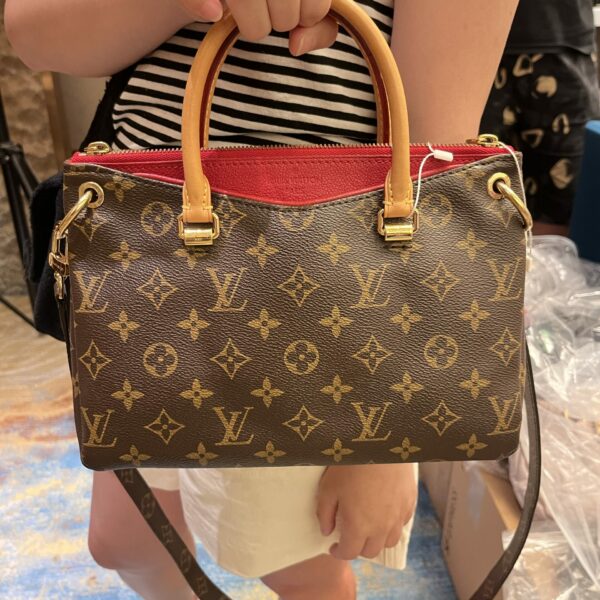 LV 老花红