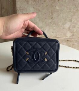 Chanel盒子化妆包